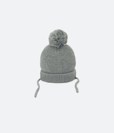 Basic Knit Pompom
